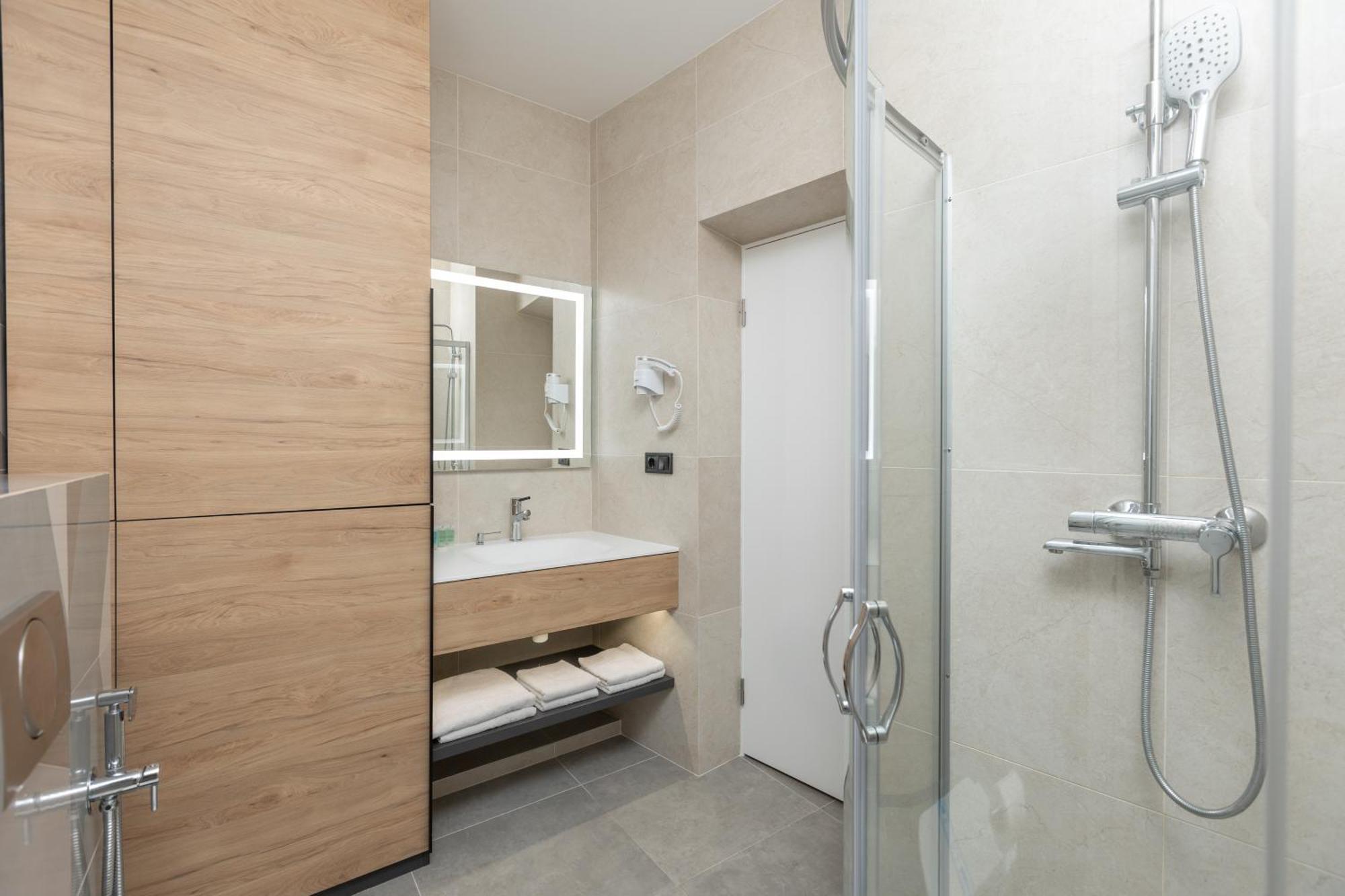Jam Apartments Лвив Екстериор снимка